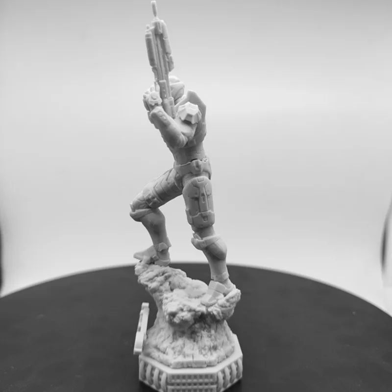 1/24 Ratio Super Future Warrior Resin Body Model Kit Boy DIY Toy Gift Unassembled and Unpainted Miniature Statue Package